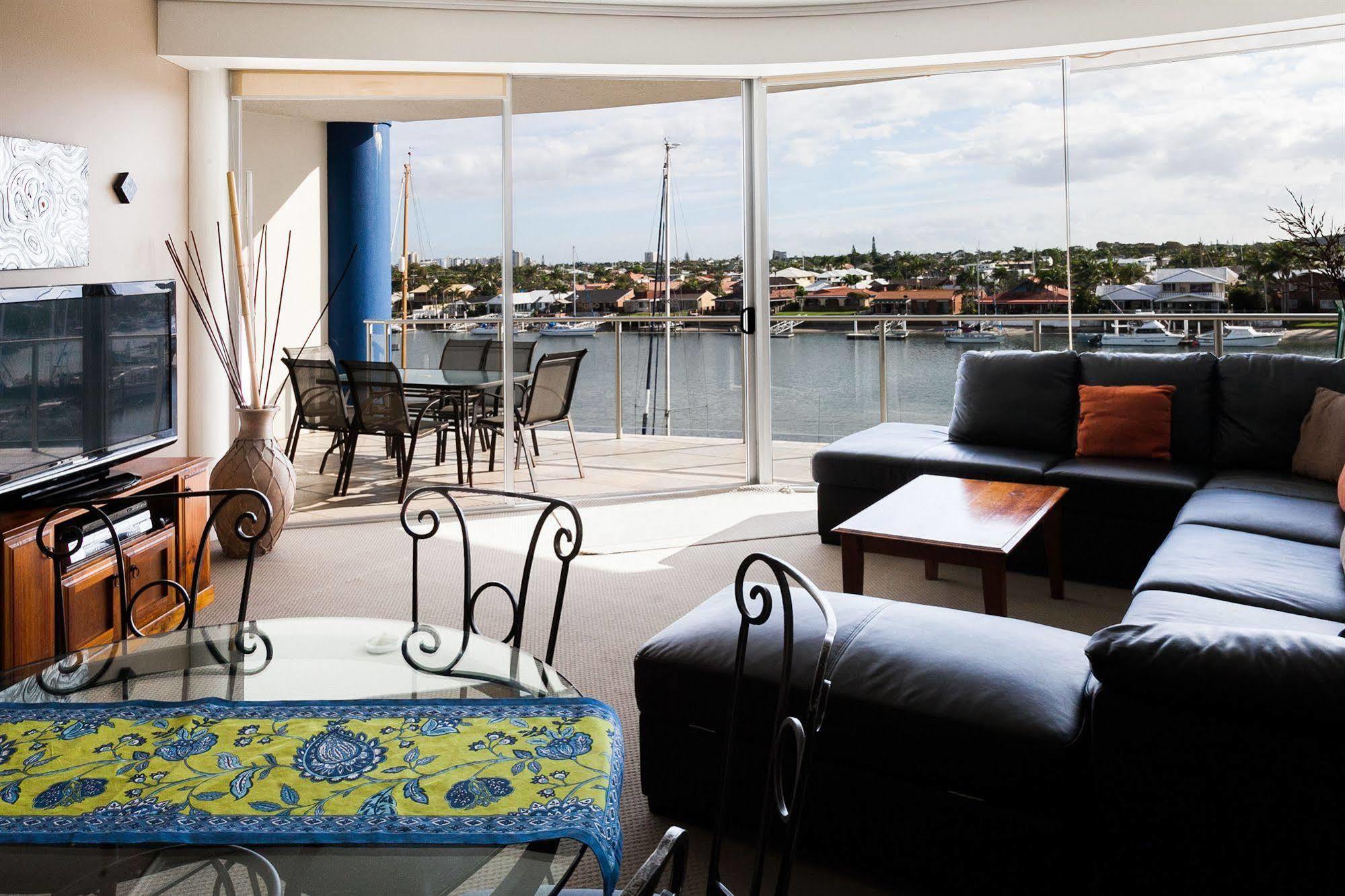 Bluewater Point Resort Мулулаба Екстериор снимка