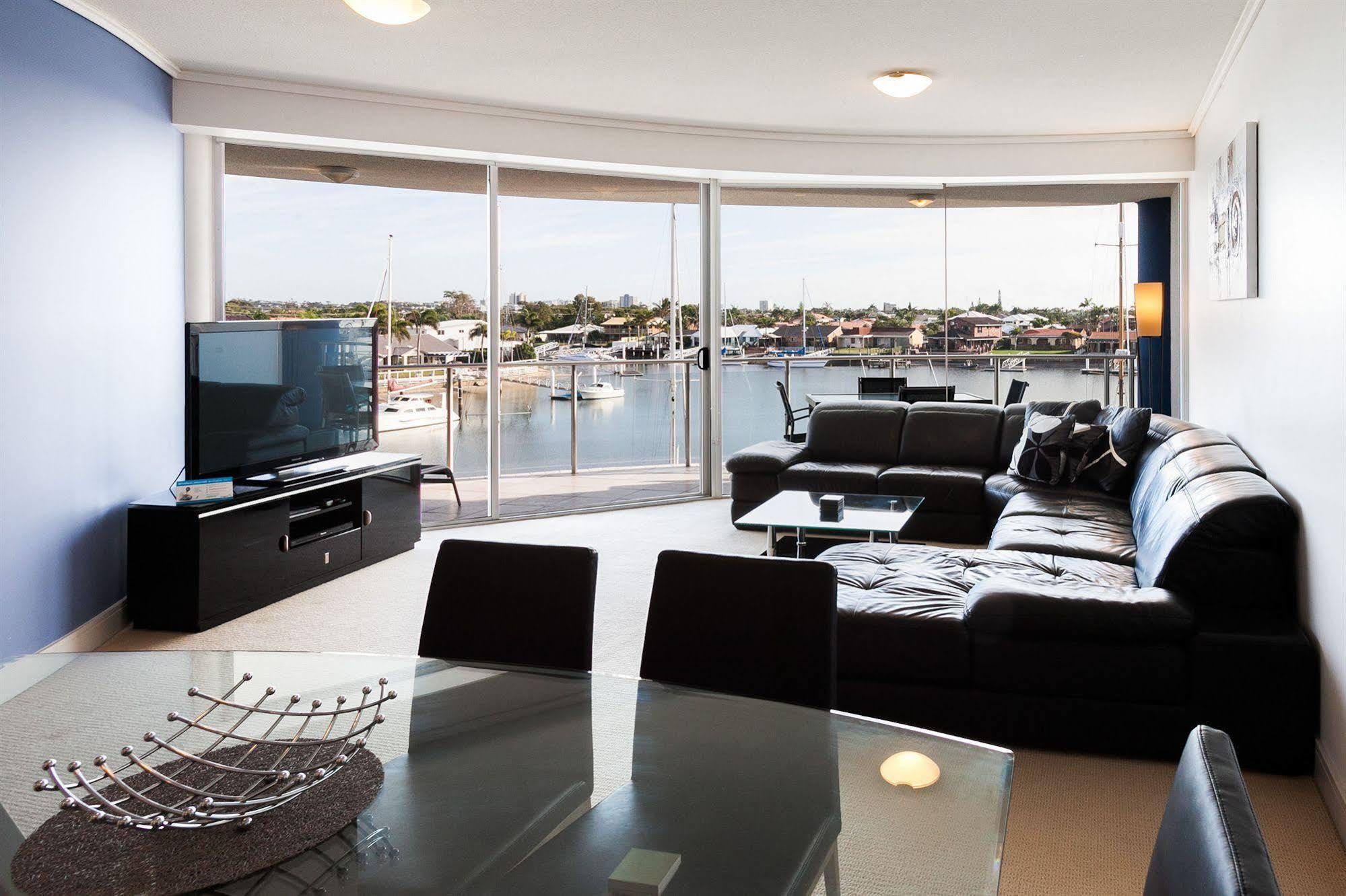 Bluewater Point Resort Мулулаба Екстериор снимка