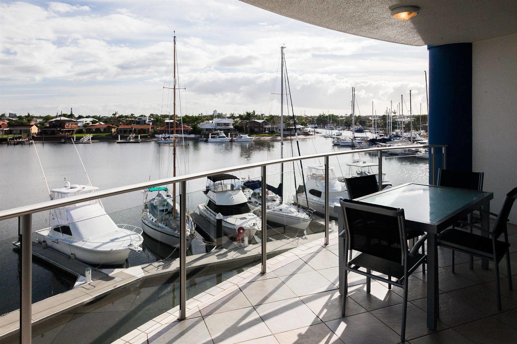 Bluewater Point Resort Мулулаба Екстериор снимка