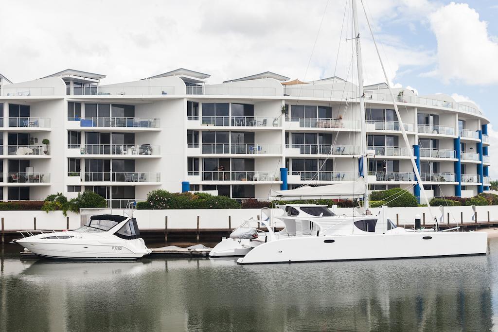 Bluewater Point Resort Мулулаба Екстериор снимка