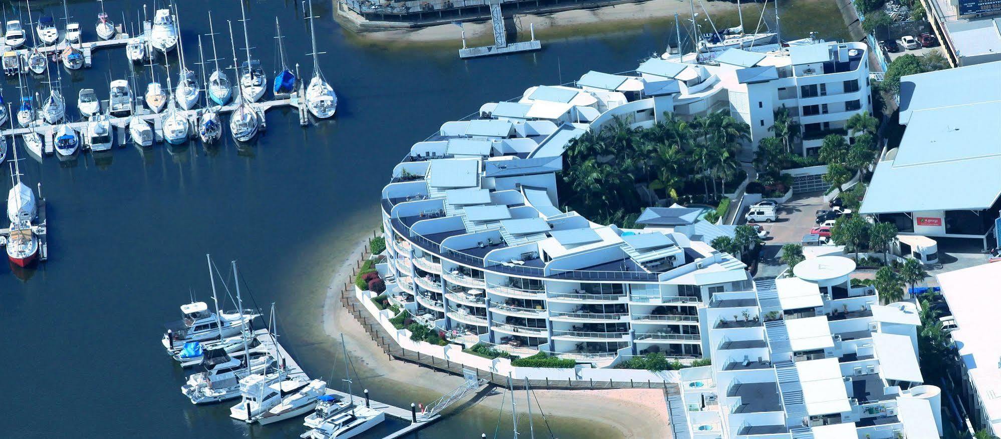 Bluewater Point Resort Мулулаба Екстериор снимка
